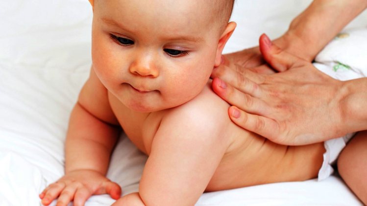 शिशु मालिश के लिए सर्वोतम तेल best oil for baby massage